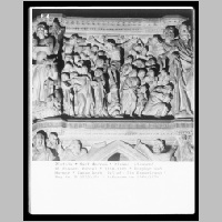Kanzel von Giovanni Pisano, Kreuzigung,  Foto Marburg.jpg